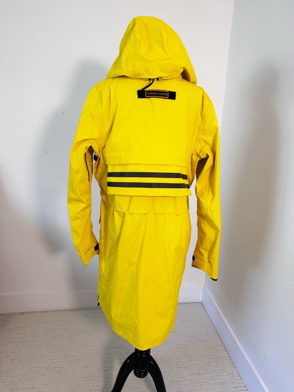 CANADA GOOSE Seaboard Women's M Overboard Yellow Rain Jacket Style 5607L Luxury - Picture 4 of 16